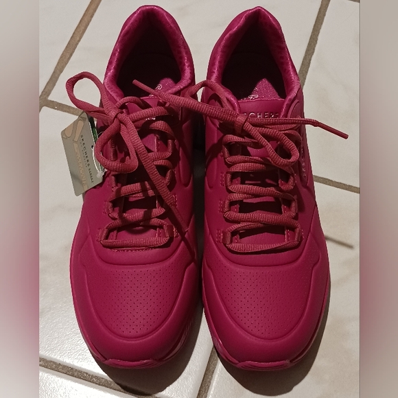 Skechers Shoes - Skechers Street Los Angeles Air Cooled Memory Foam Vegan Fuschia